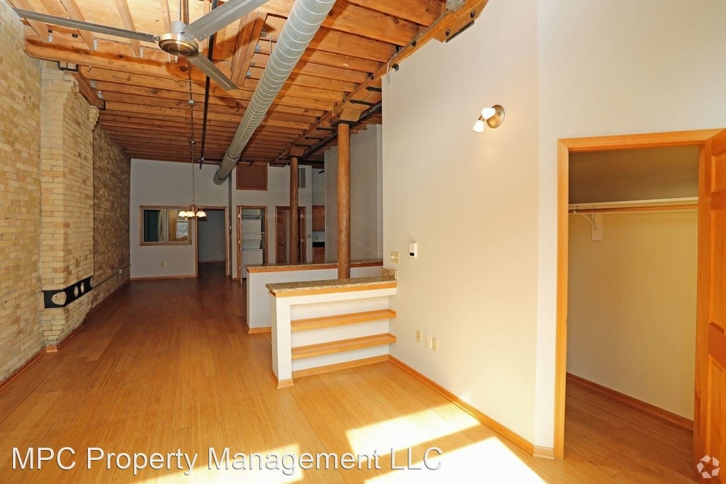 227 N Water Street - Photo 1