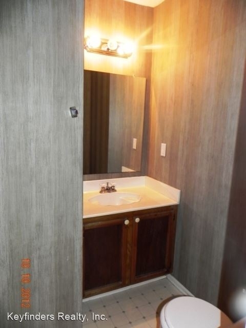 830 Meadow Glen Ave. Apt. A - Photo 9