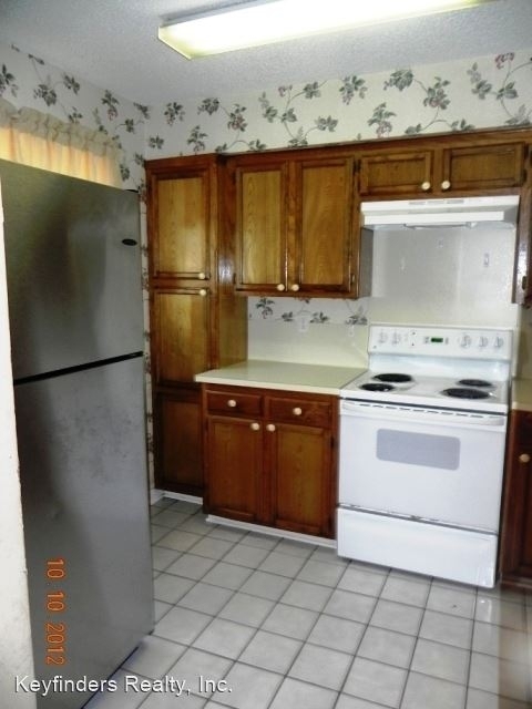 830 Meadow Glen Ave. Apt. A - Photo 1