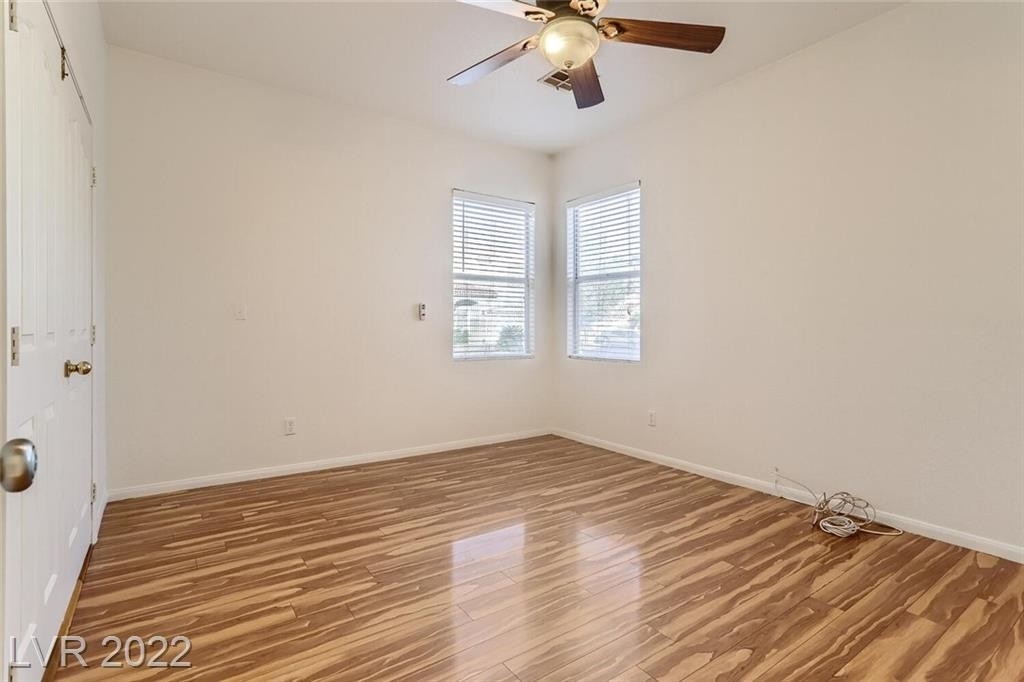 1059 Country Skies Avenue - Photo 18