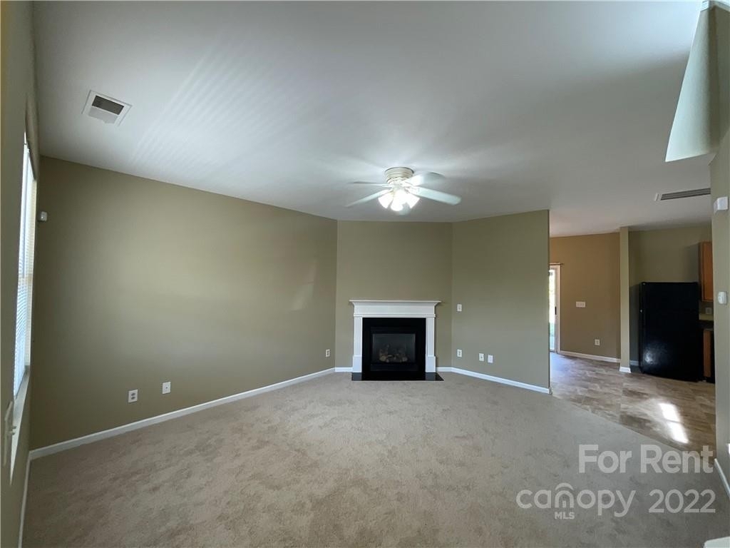 6608 Blackwood Lane - Photo 2