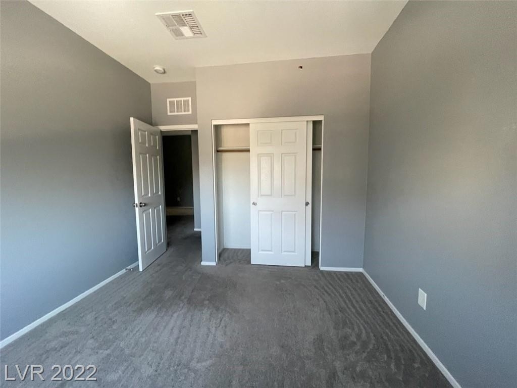 6466 Classic Ridge Street - Photo 13