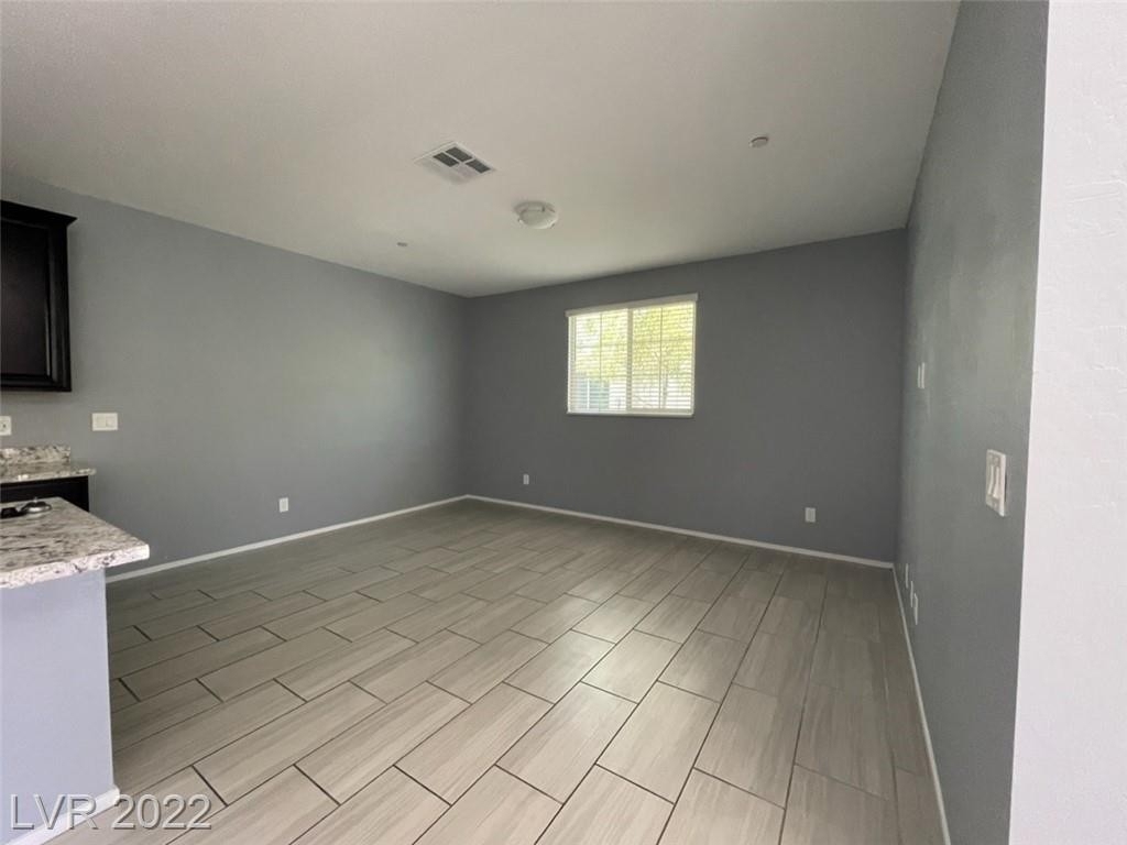 6466 Classic Ridge Street - Photo 17