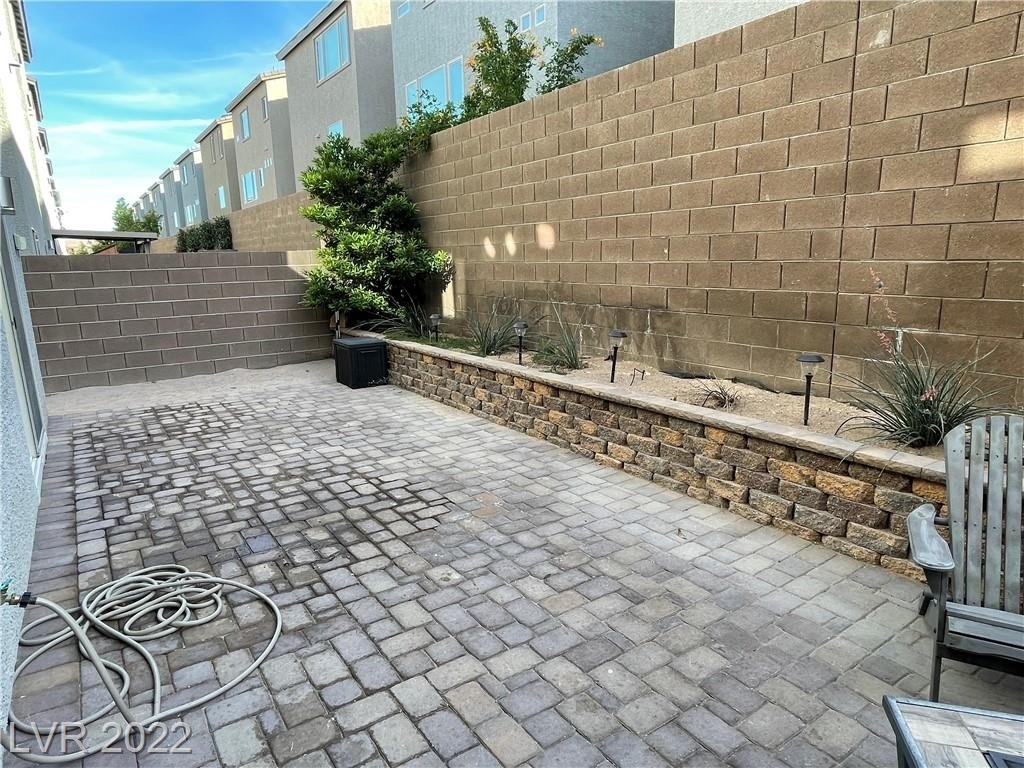 8081 Misty Canyon Avenue - Photo 23