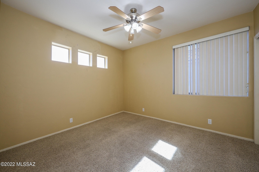 9723 E Rock Ridge Court - Photo 25