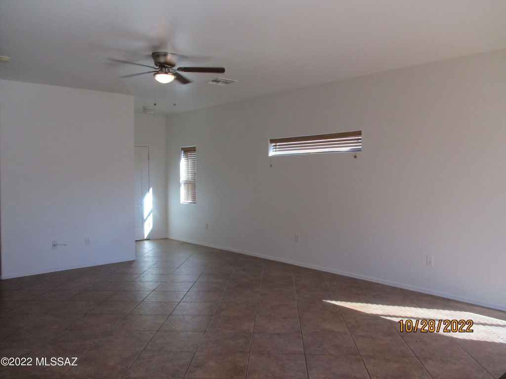 428 E Placita Lezna - Photo 3