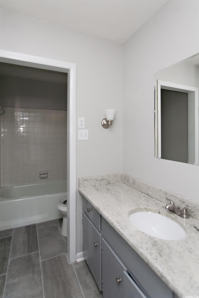 27 E Laramie Drive - Photo 7