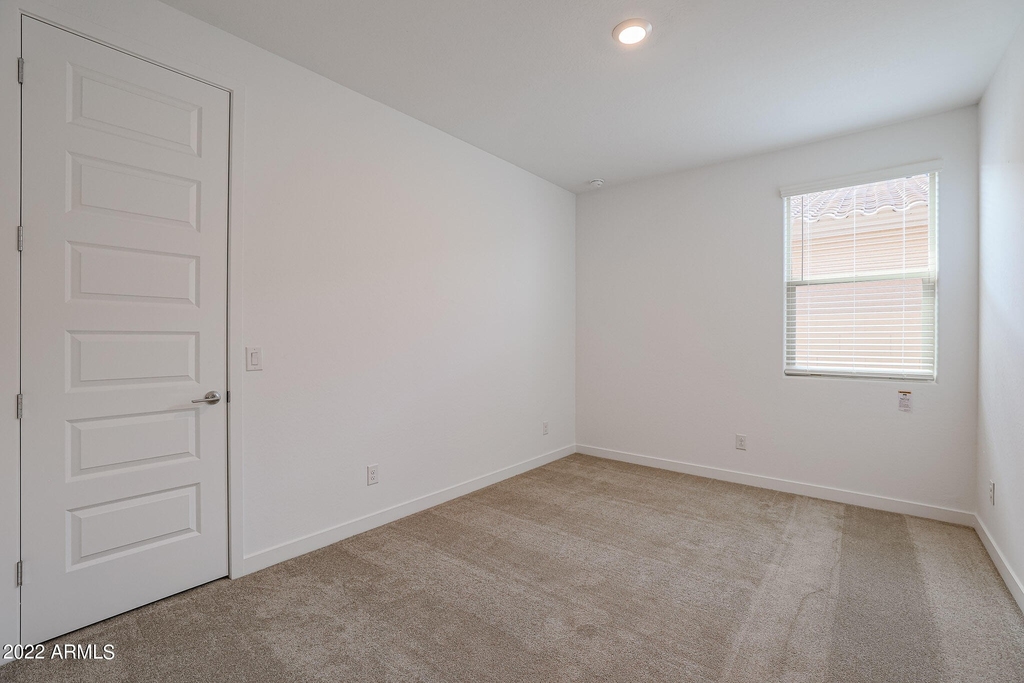 9327 W Atlantis Way - Photo 2