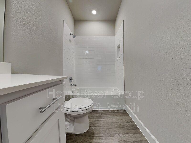 1002 Pitch Pine Street - Photo 20