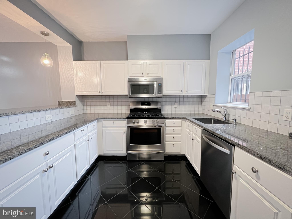 617 U Street Nw - Photo 4