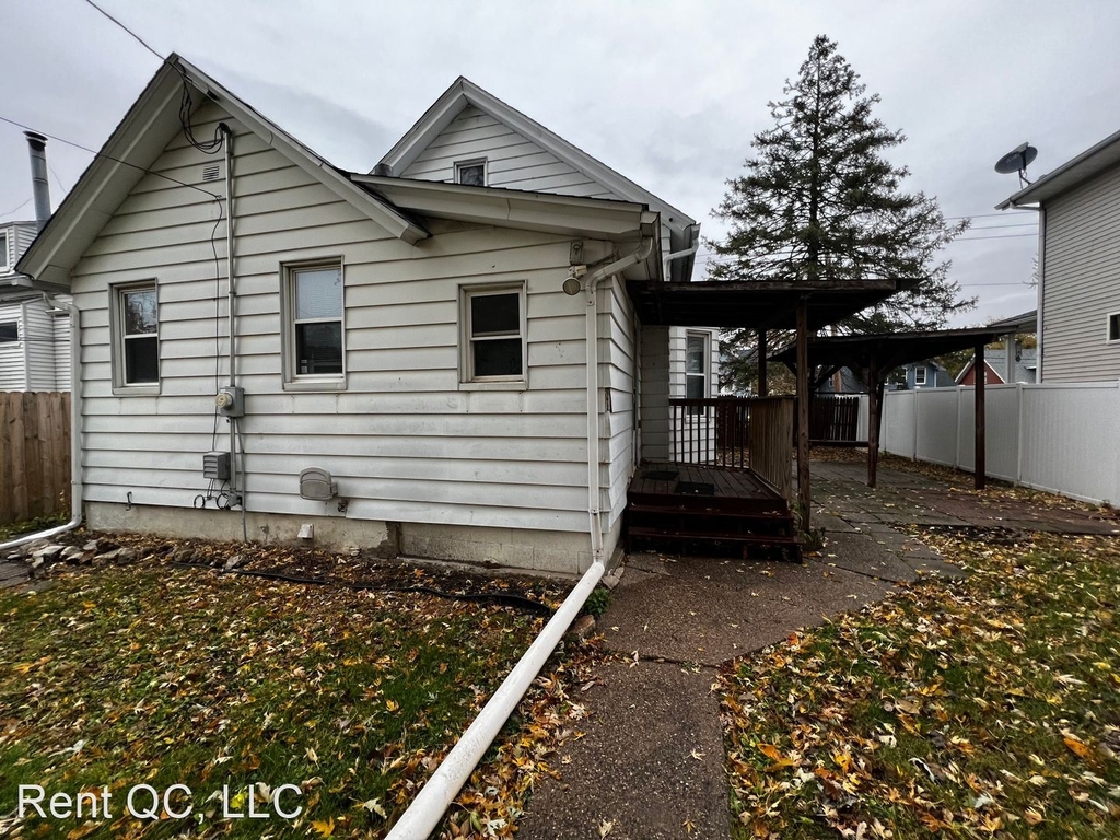 214 16th Avenue - Photo 1