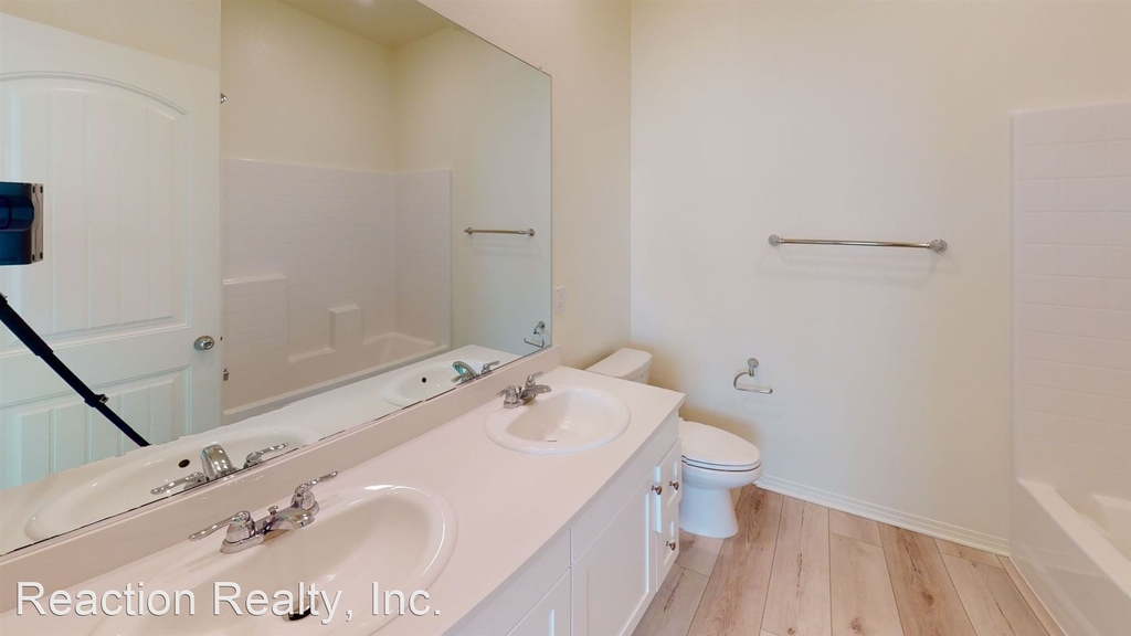 16571 Wyndham Lane Unit #7 - Photo 4