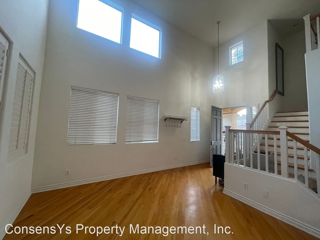 6440 Pingree Way - Photo 1