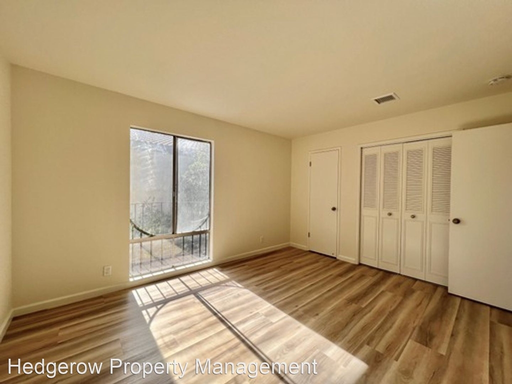 1032 Marina Drive - Photo 11