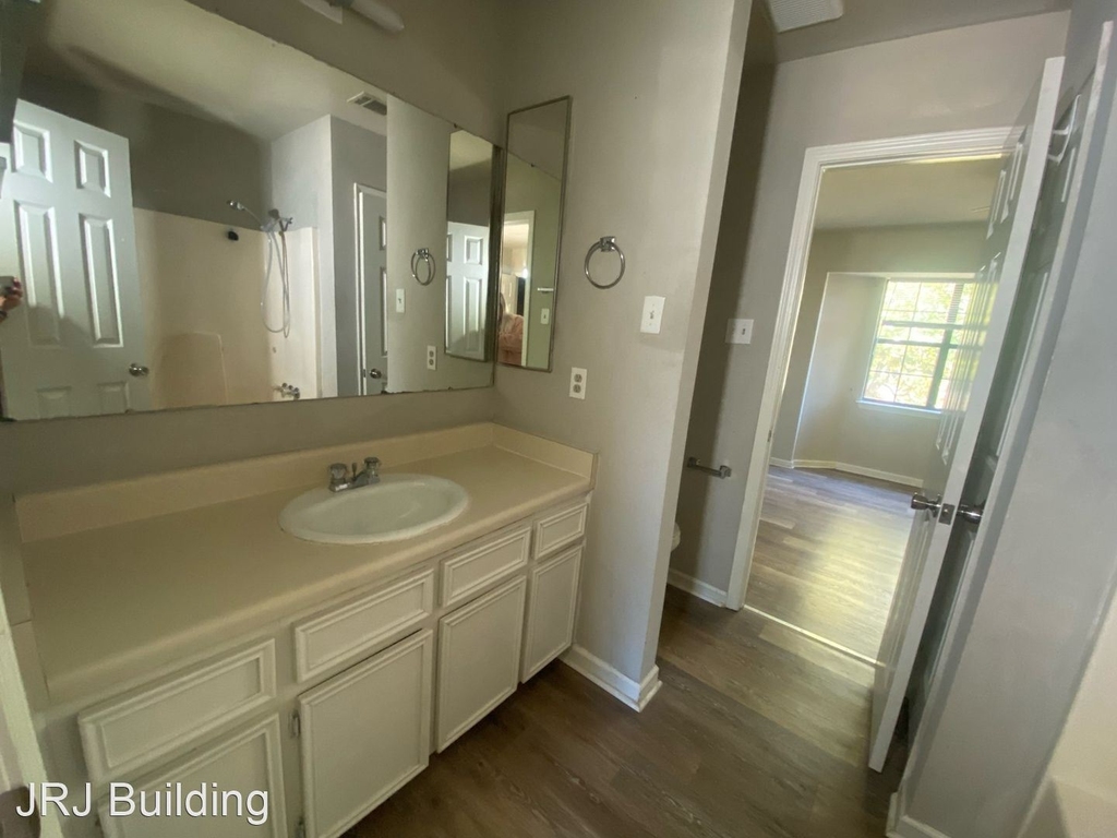 301 Pine Forest Circle - Photo 12