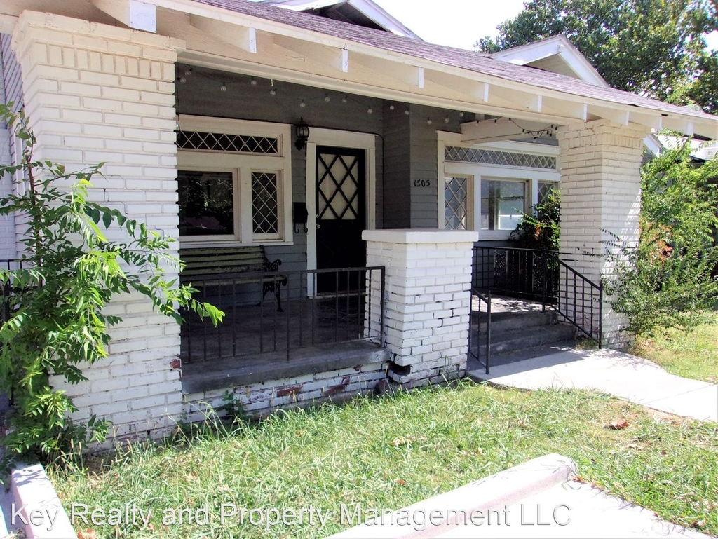 1505 Nw 34th St - Photo 28