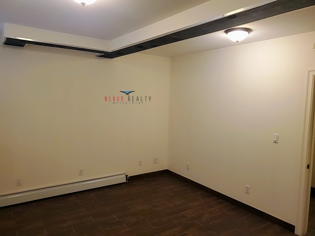 140-19 Beech Avenue - Photo 11