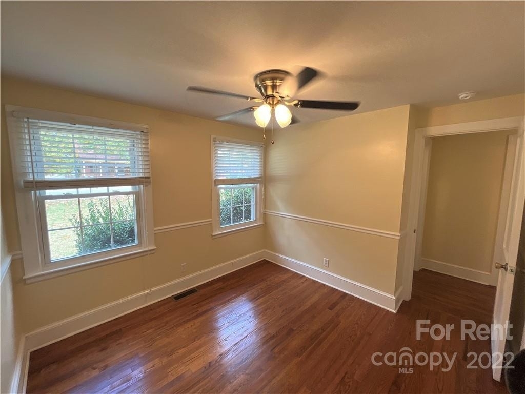 5735 Oak Drive - Photo 11