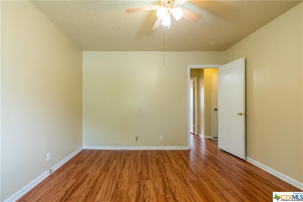 8809 Dawnridge Circle - Photo 13