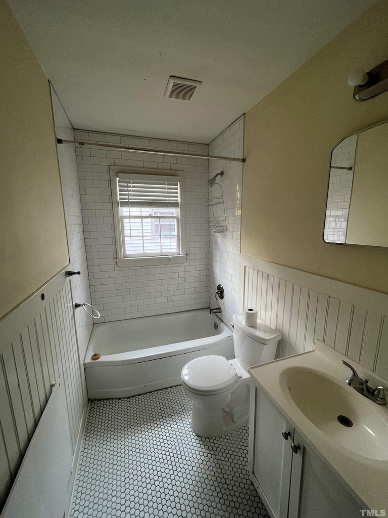 710 Gray Avenue - Photo 13