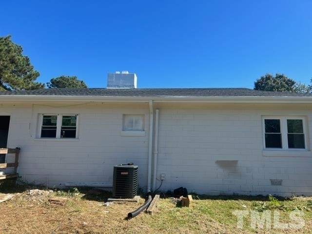 7420 Rouse Road - Photo 0