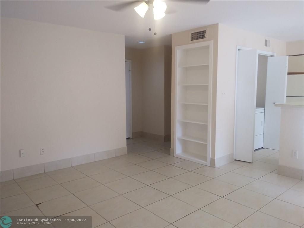 977 Riverside Dr - Photo 1