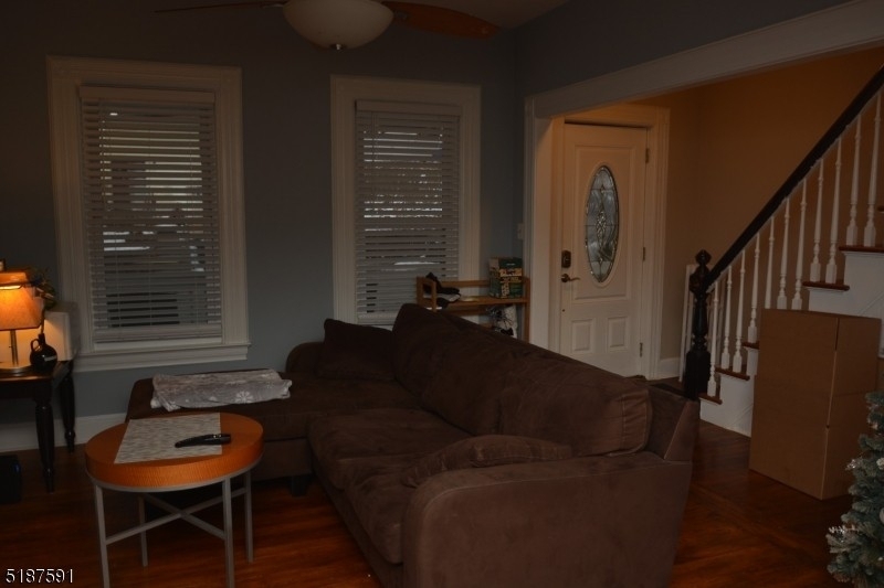 153 W Chrystal St - Photo 3