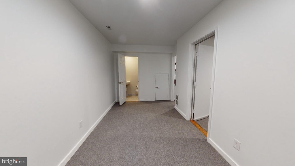 803 Franklin Street - Photo 3