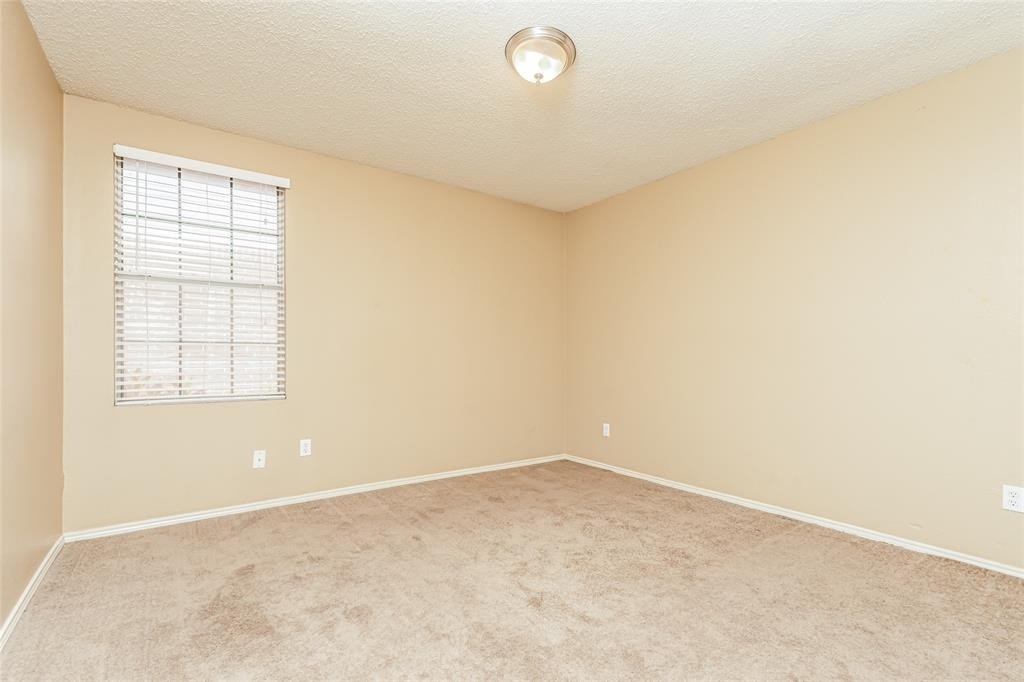 1216 Bumble Bee Drive - Photo 11