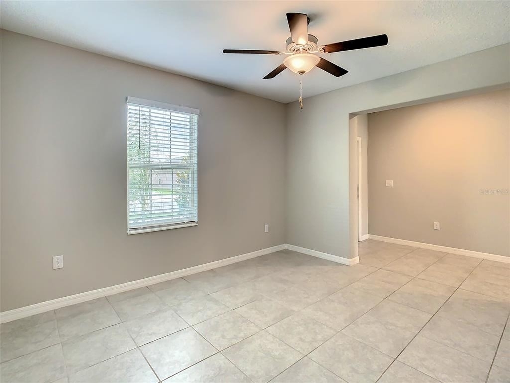 5463 Grays Harbor Court - Photo 3