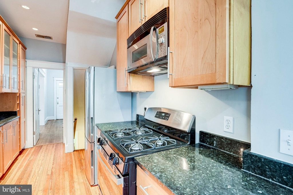 1720 34th Street Nw - Photo 12