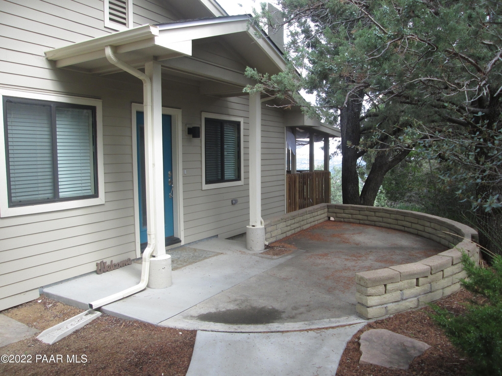 542 E Juniper Drive - Photo 3