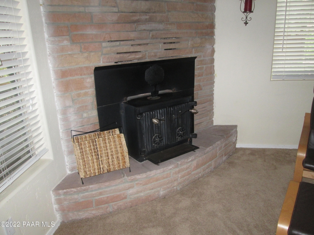 542 E Juniper Drive - Photo 5