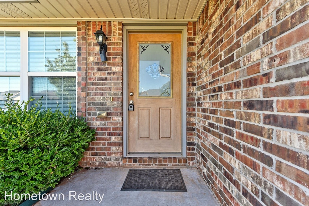 11916 Nw 136th Terrace - Photo 2