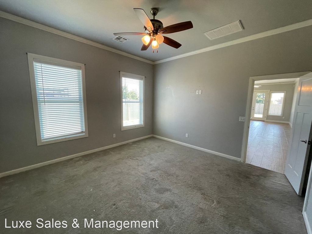 17900 Haslemere Lane - Photo 15