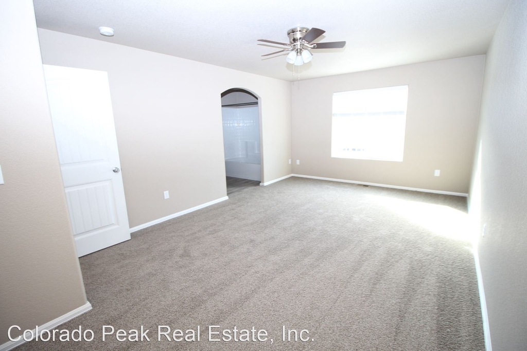 7704 Sand Lake Hts - Photo 26