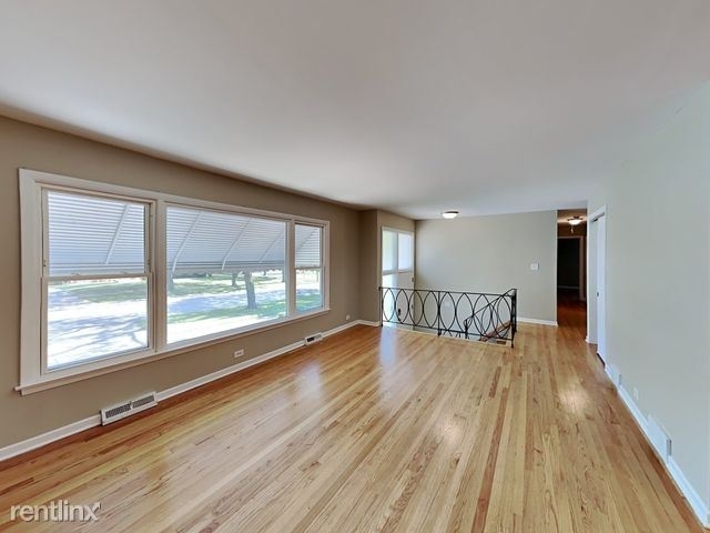 404 S Crestwood Lane - Photo 4