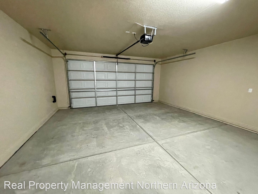 3386 N. Apache St. - Photo 30