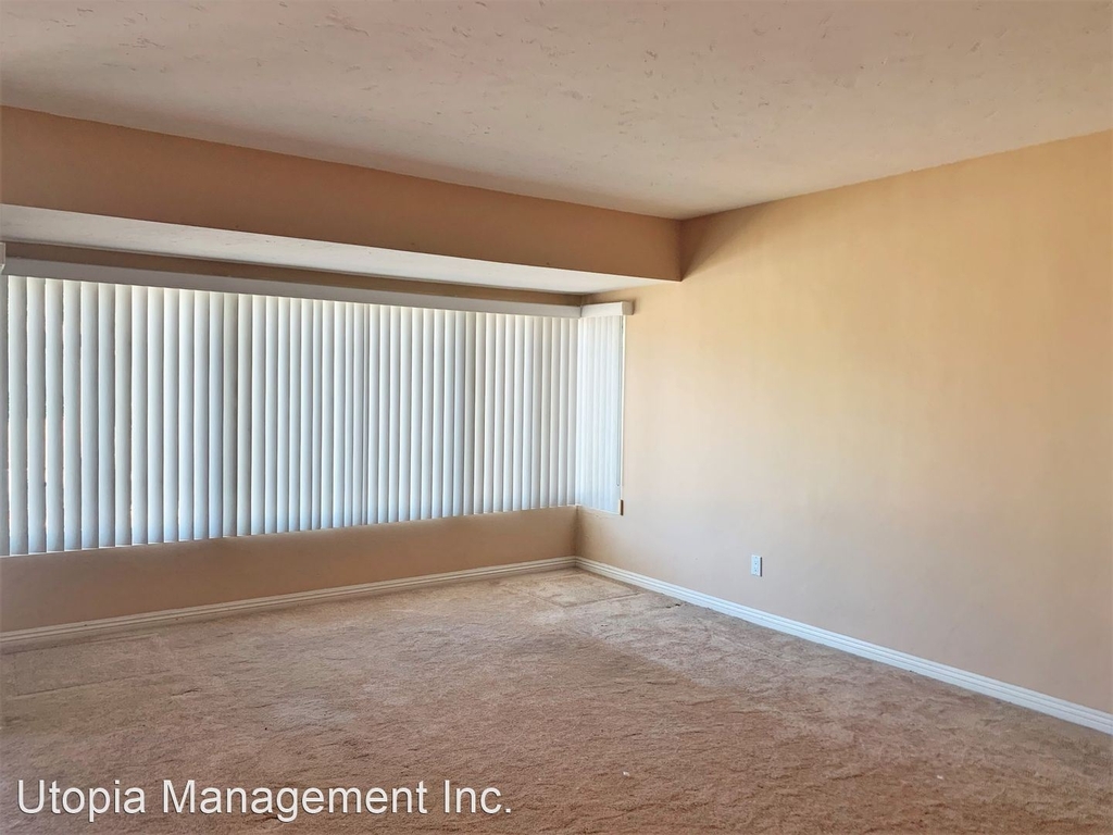 3966 Vista Grande Dr. - Photo 2