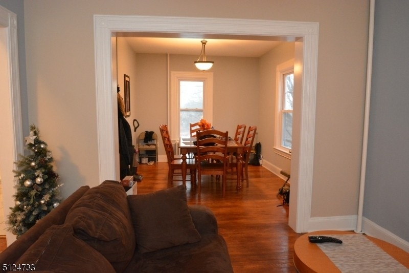 153 W Chrystal St - Photo 3