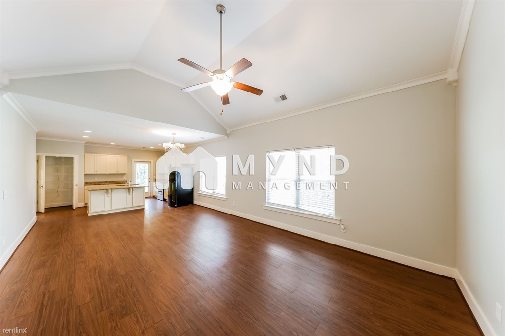 5525 Park Side Rd - Photo 2