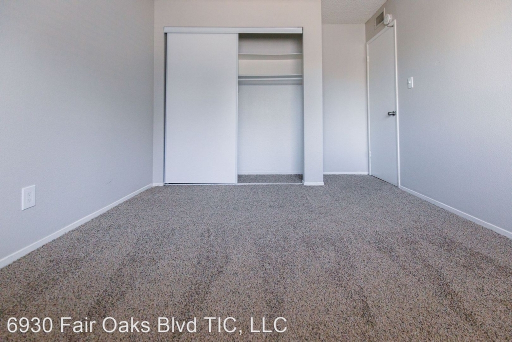 6930 Fair Oaks Blvd - Photo 0