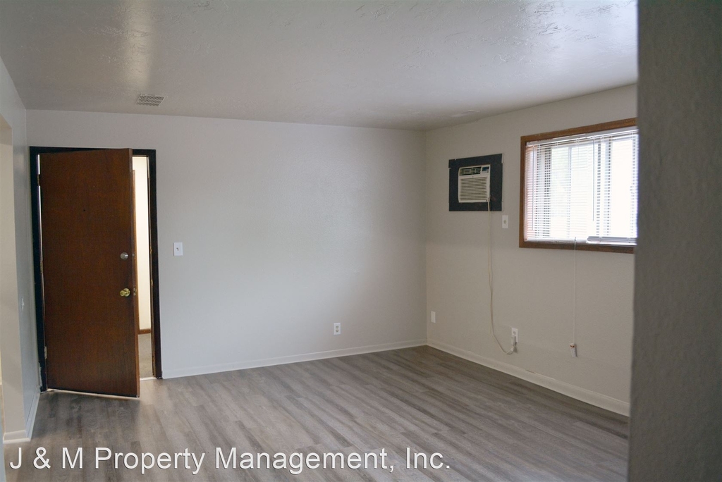 1720 F Street - Photo 23