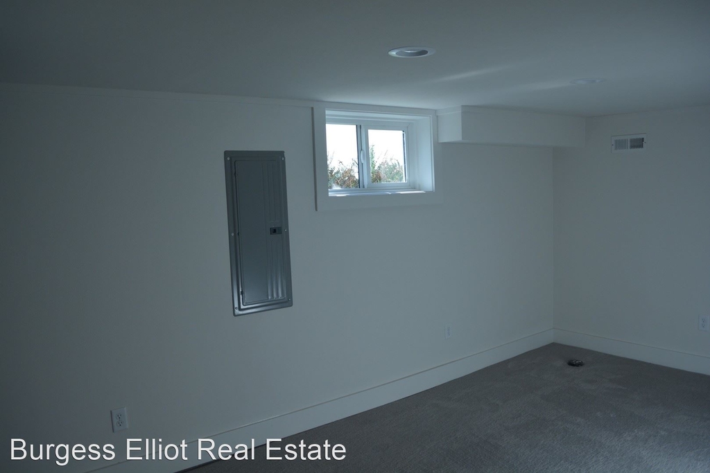 2726 Ne 67th Ave - Photo 13