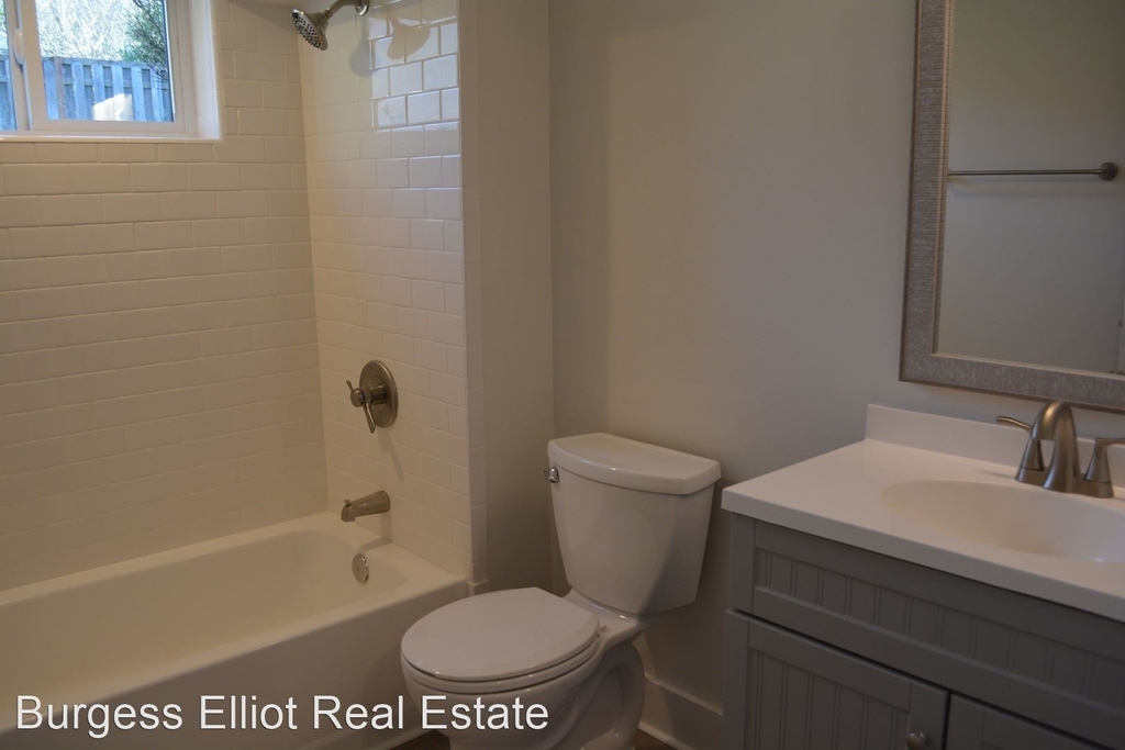 2726 Ne 67th Ave - Photo 12