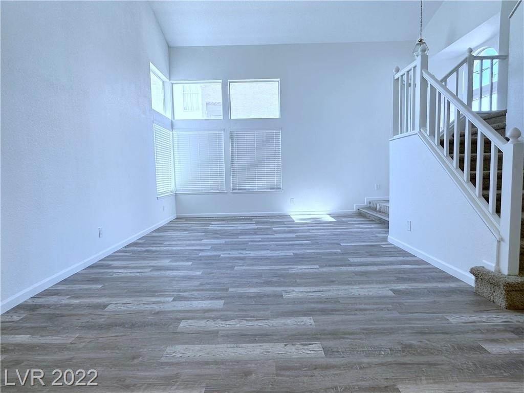 9821 Cactus View Avenue - Photo 10