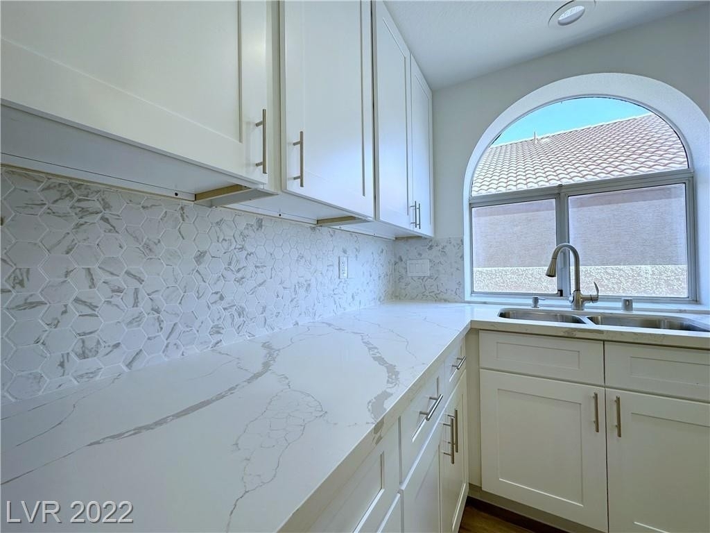 9821 Cactus View Avenue - Photo 23