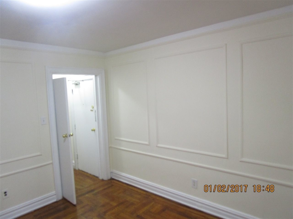 7 Laidlaw Ave - Photo 2