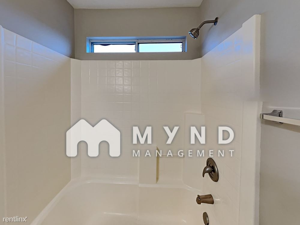 12622 W Myer Ln - Photo 29