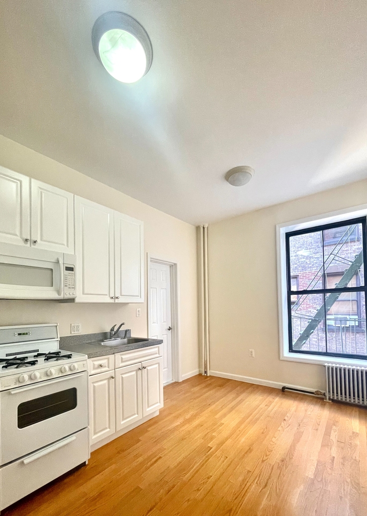 53 West 72nd Street - Photo 1